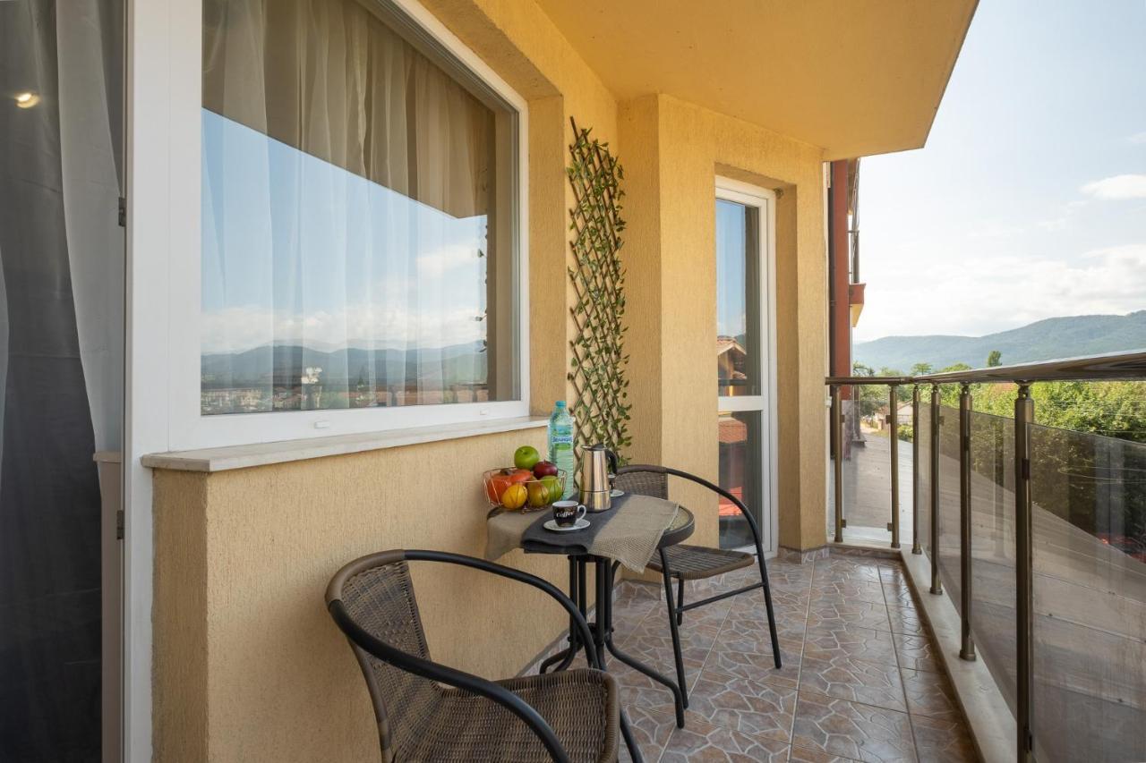 Green Hills Velingrad Exterior photo